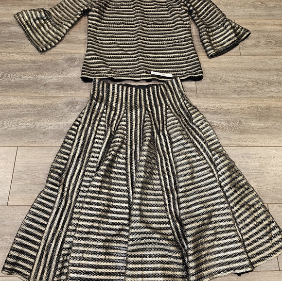 Shirt and skirt set - Picture 6 of 8